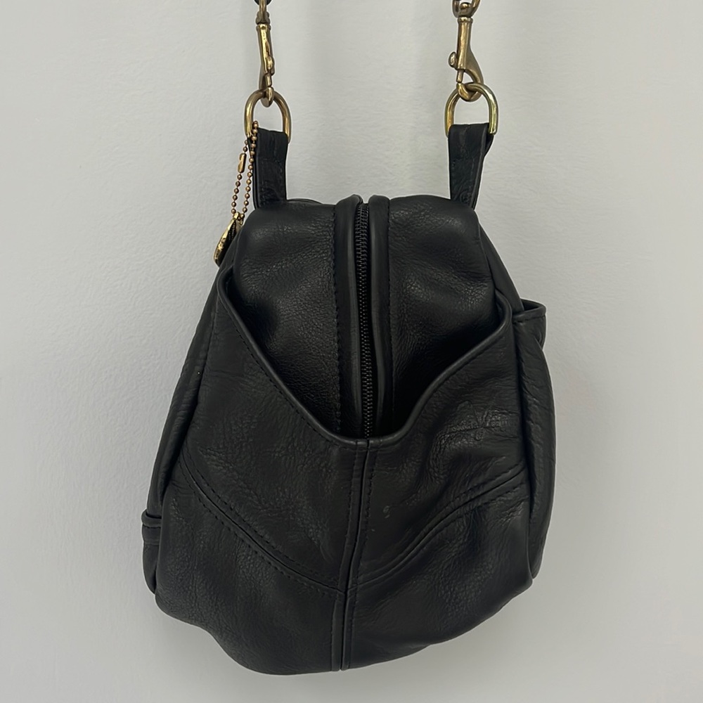 Vintage Victoria Leather Co. Teardrop Purse